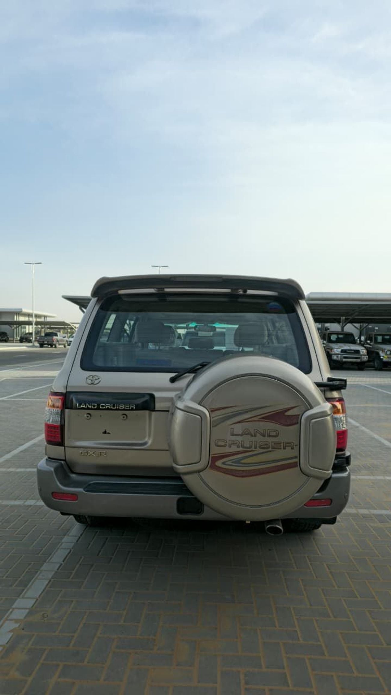 Toyota Land Cruiser GXR GCC only 30900 KM