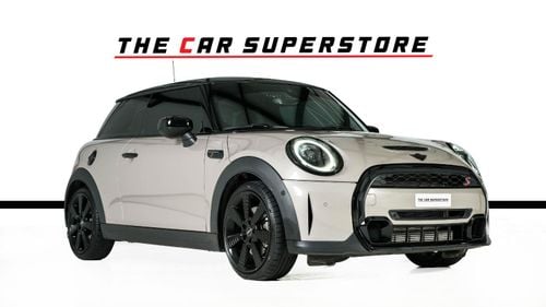 Mini Cooper S STD GCC-Silver Champagne-Sport body-full service history Available-Well maintained