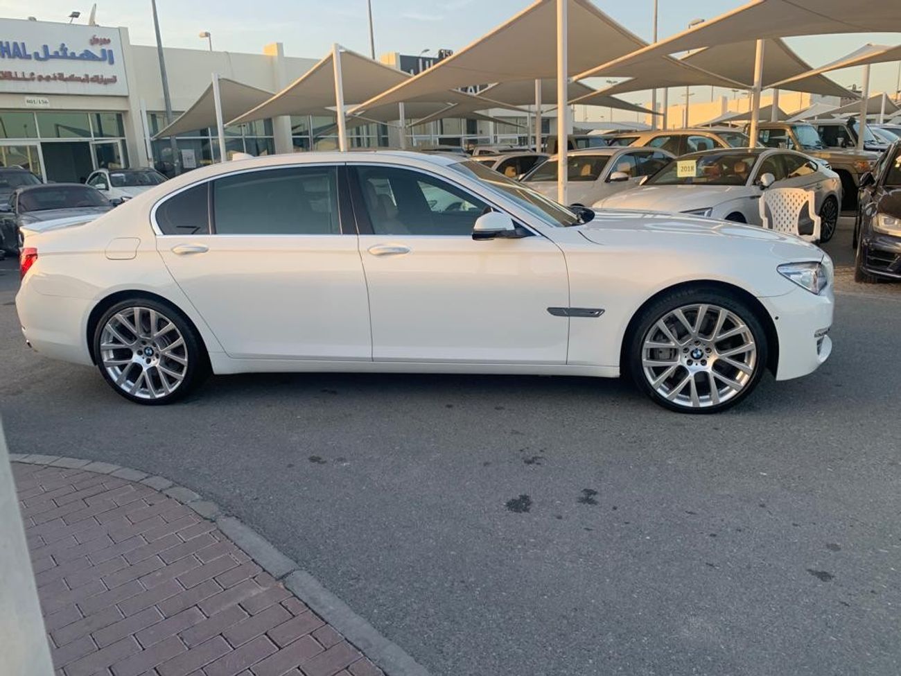 BMW 750Li Exclusive BMW 750 Li_TWIN POWER TERBO _GCC_2015_Excellent Condition _Full option