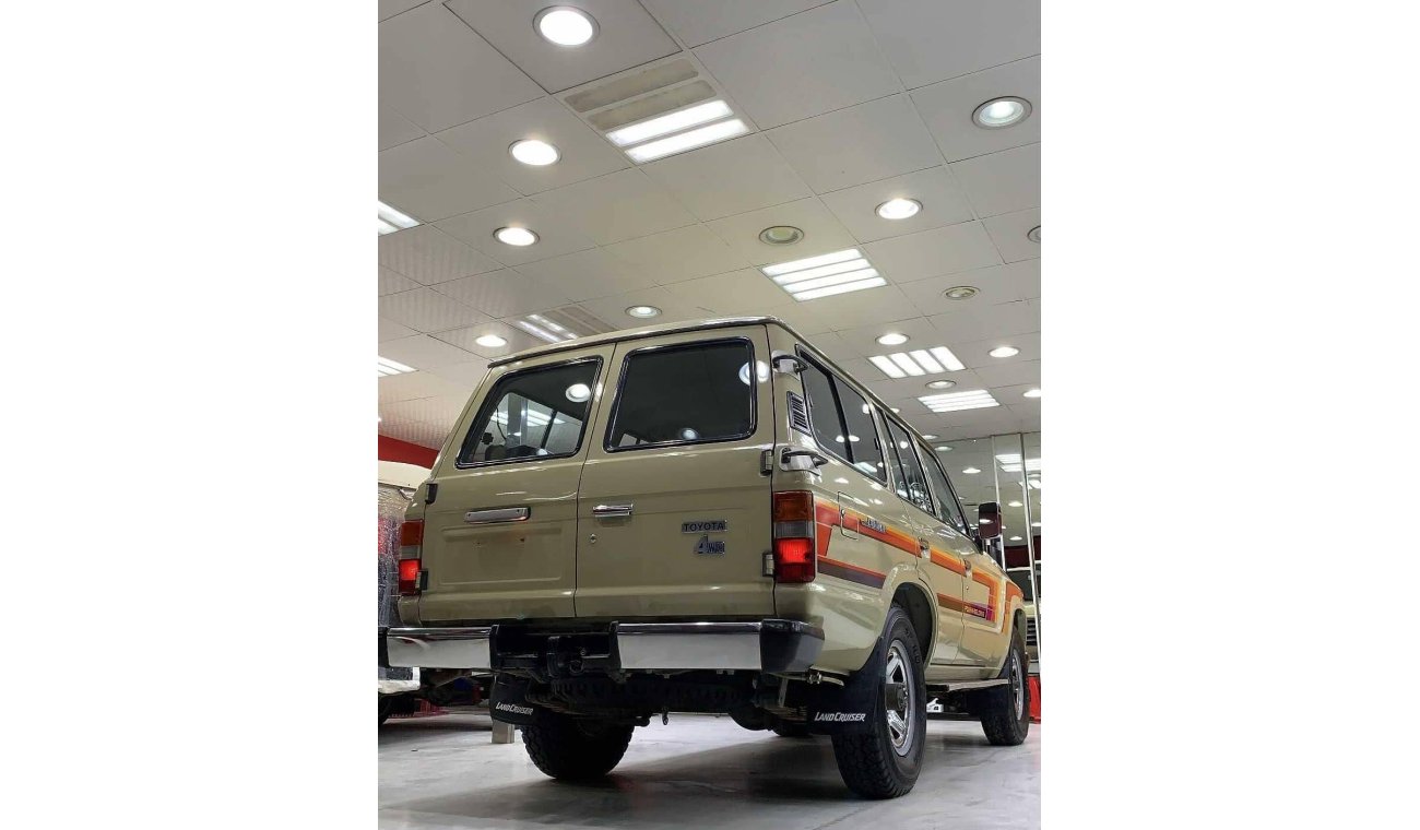 Toyota Land Cruiser Hard Top Fj62