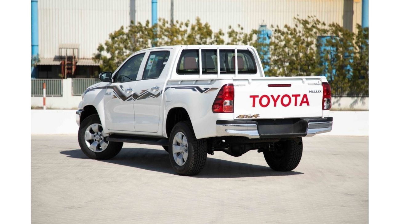 Toyota Hilux 2024 Toyota Hilux 4x4 DC 2.4 - Super White inside Red | Export Only