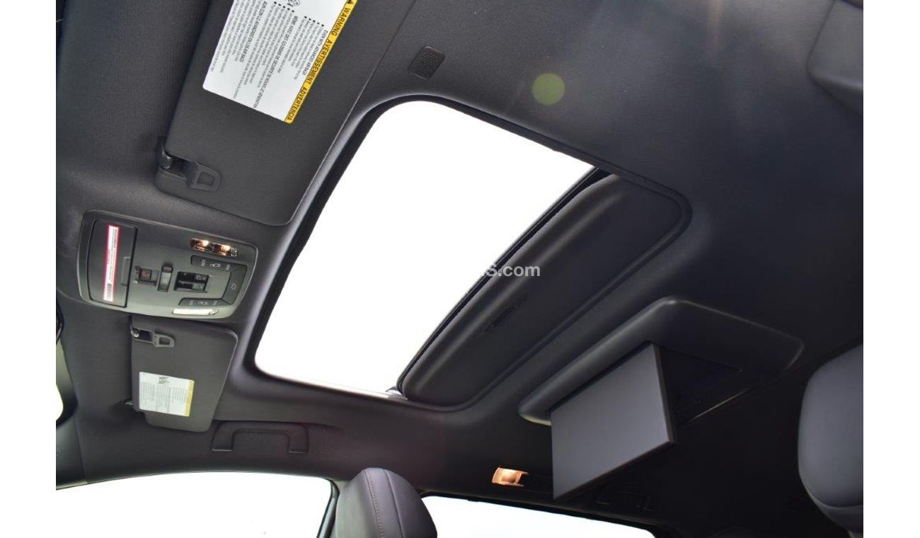 Toyota Sienna XLE Woodland Edition Hybrid 2.5L AWD AT