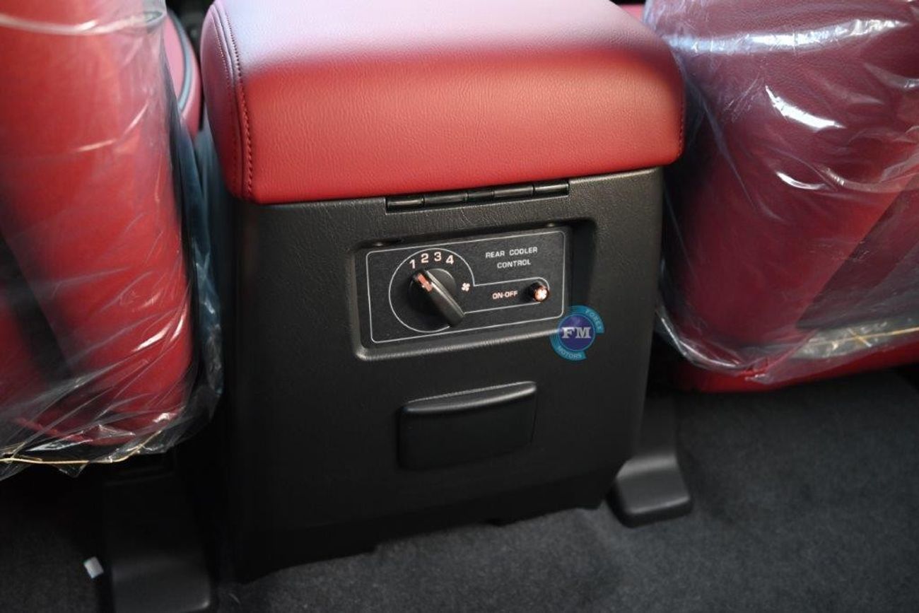 Nissan Patrol Super Safari Patrol Legend 4.8L 4WD 7 Seat Automatic