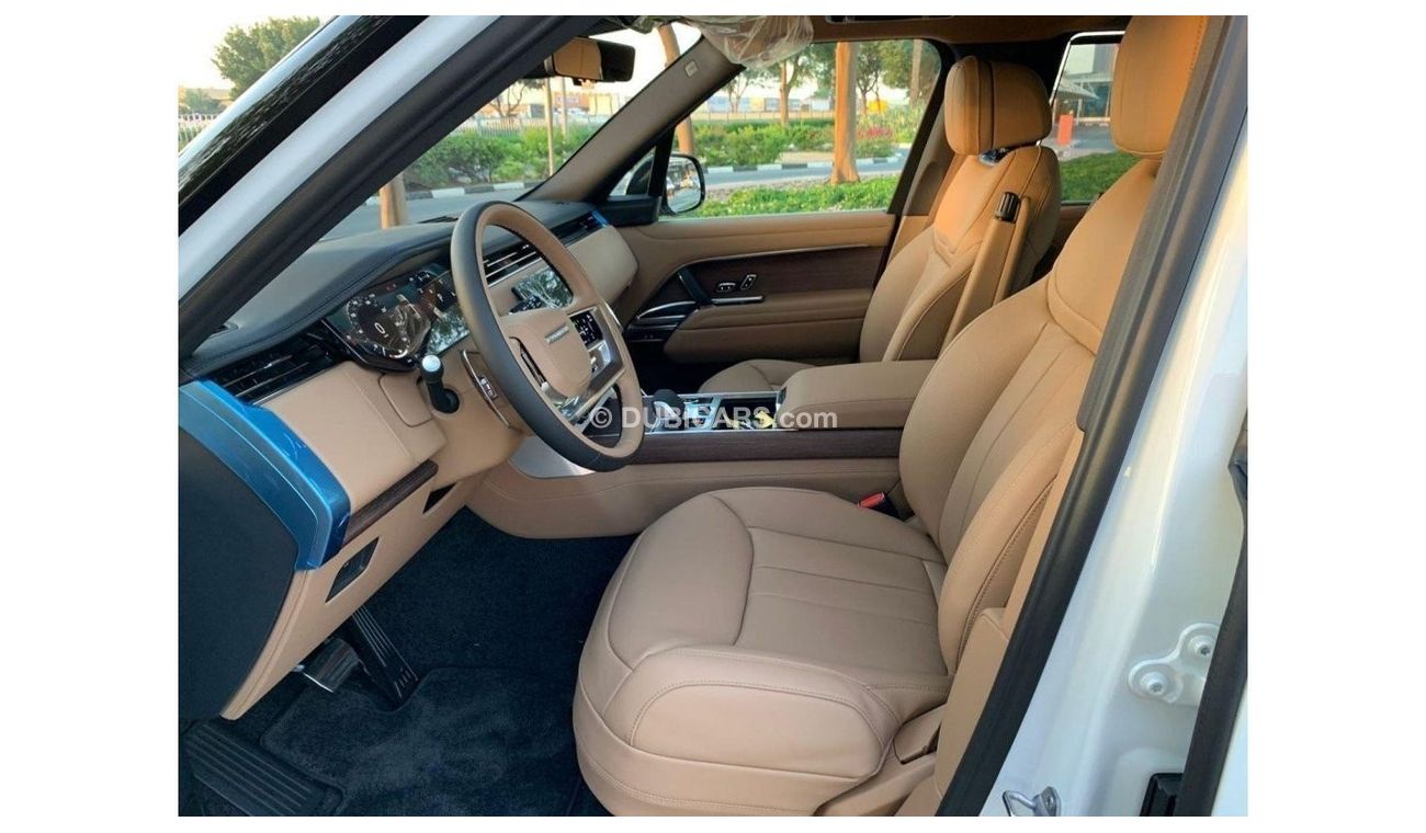 Land Rover Range Rover GCC SPEC UNDER WARRANTY AND SERVICE CONTRACT