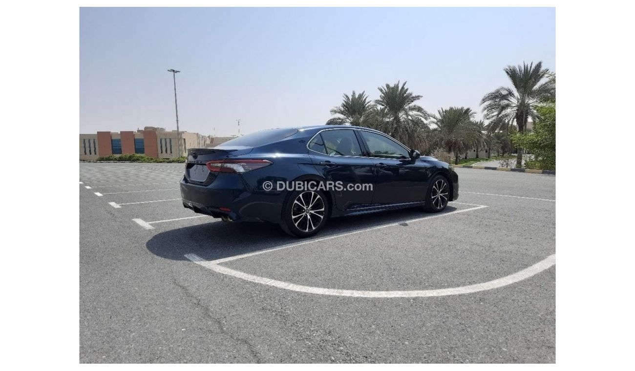 تويوتا كامري SE