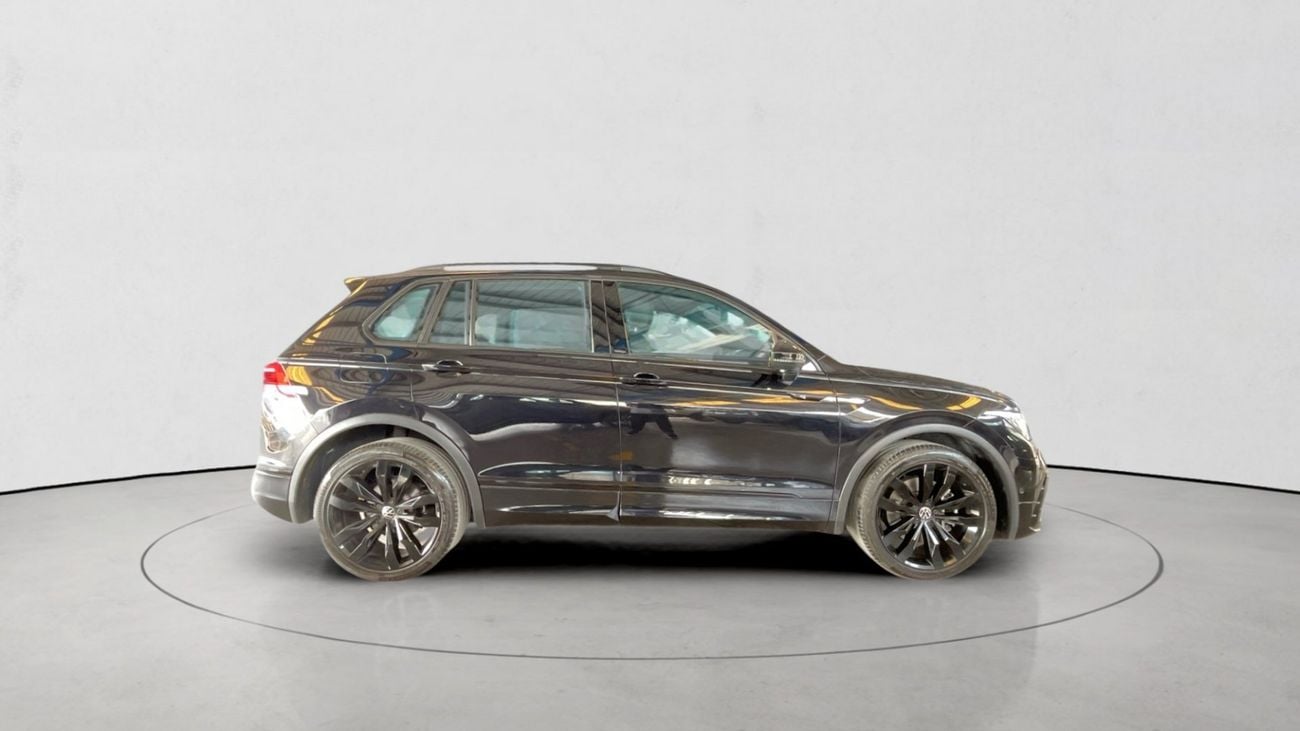 Volkswagen Tiguan R-LINE BLACK | Guaranteed Warranty | 0 Down Payment