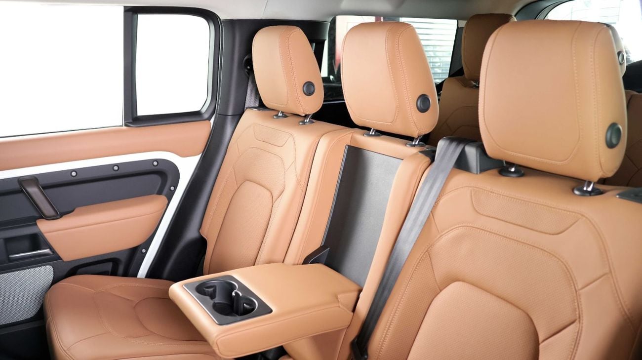 Land Rover Defender 130 P400 X Dynamic - Brand New - Full Option