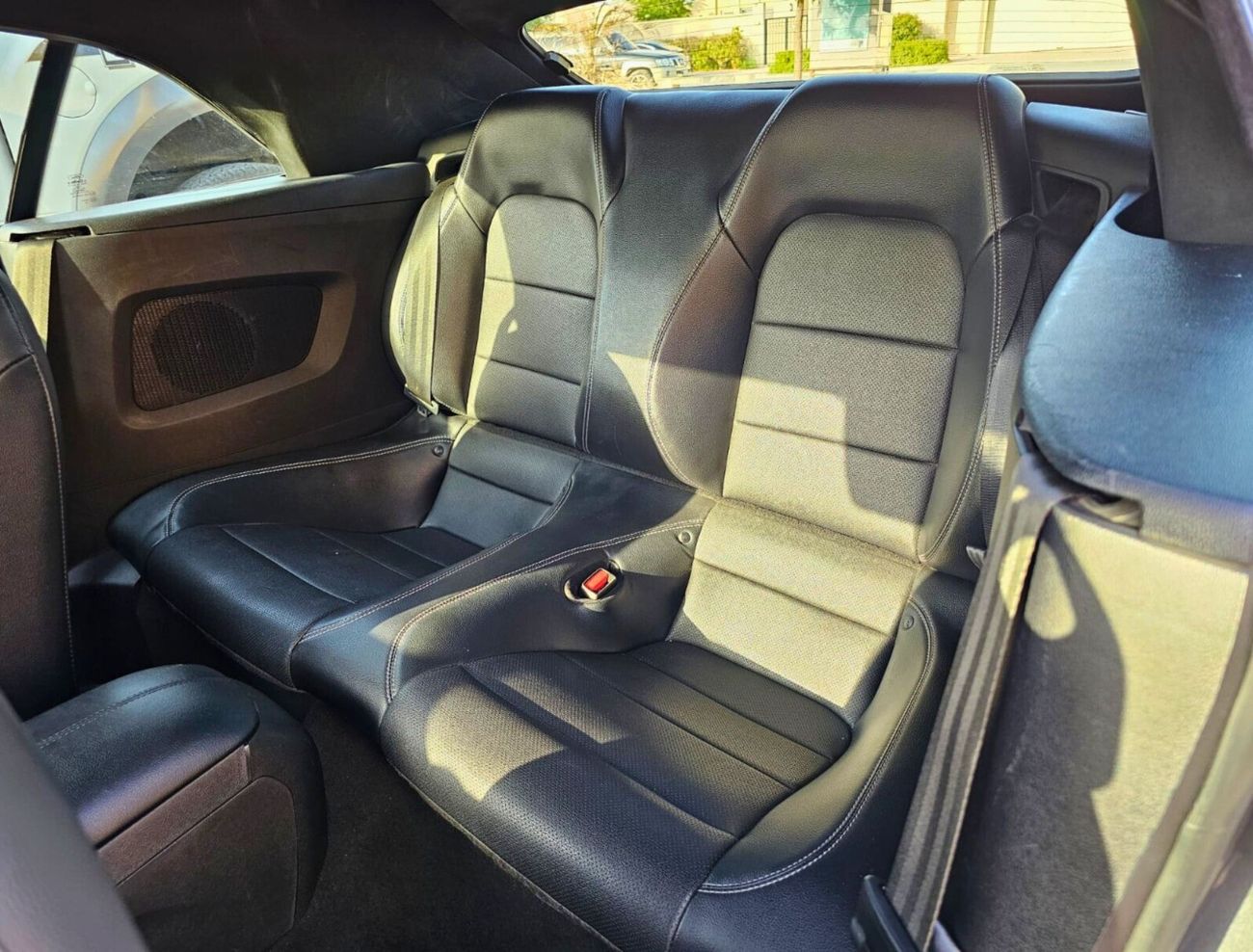 Ford Mustang 2200 cc / ECO BOOST / CONVERTIBLE / RTA PASS