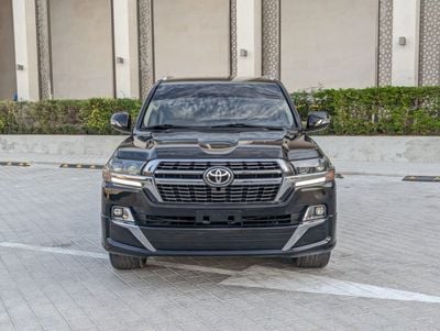 Toyota Land Cruiser GXR2 4.5L GXR-4.5L-1VD-8 Cylinders-LHD-Diesel-4WD-Automatic-8 Seats-5 Doors