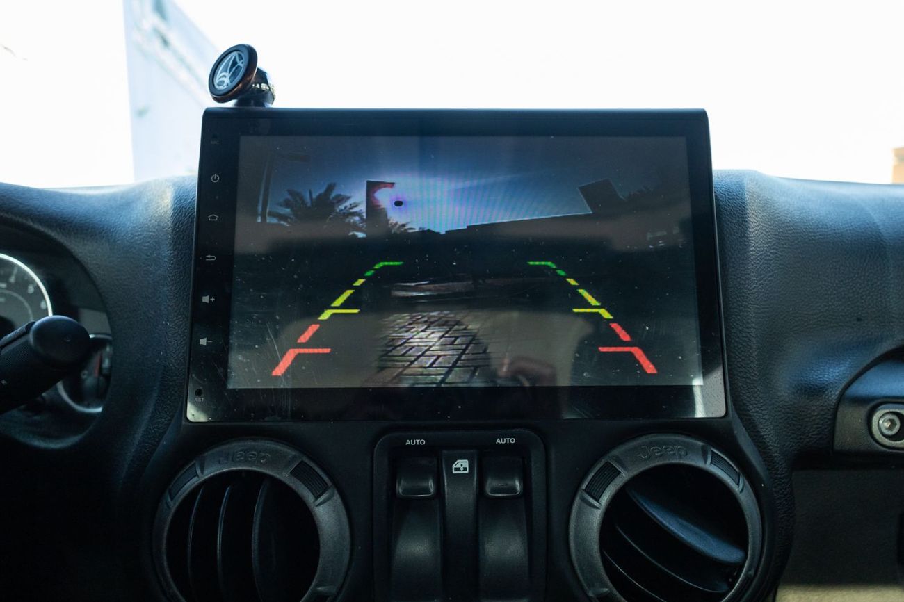 Jeep Wrangler Sport 3.6L A/T