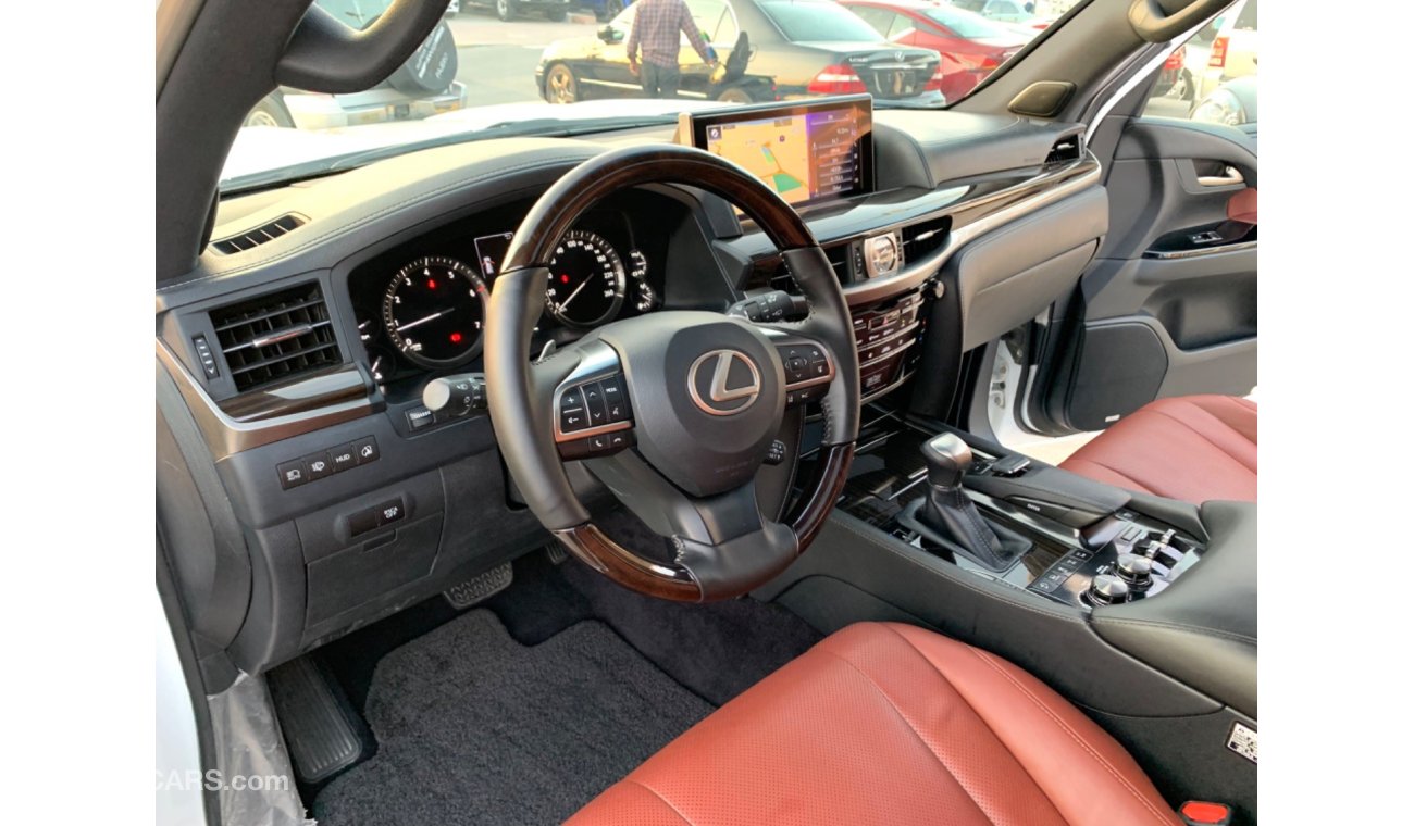 Lexus LX570