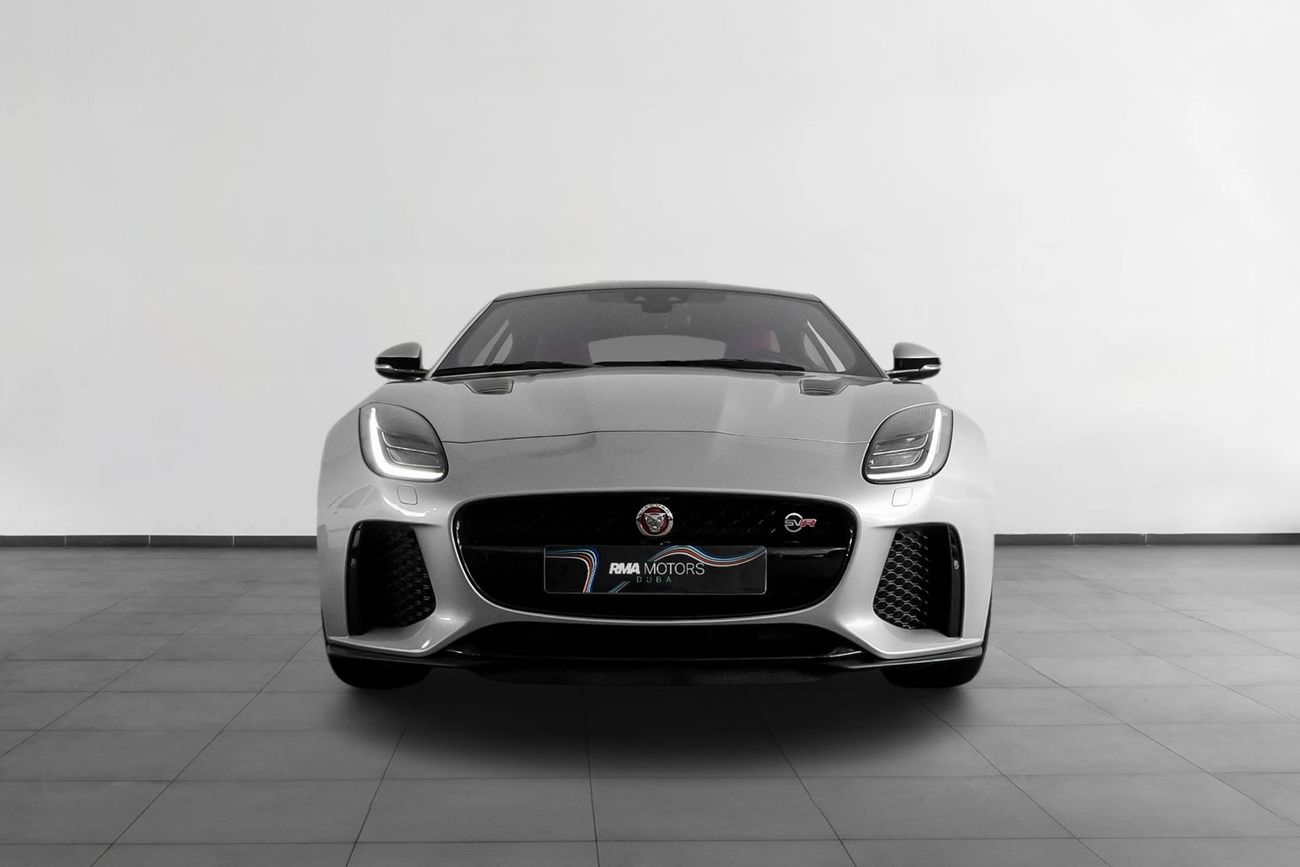 Jaguar F Type SVR