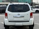 Nissan Pathfinder SE