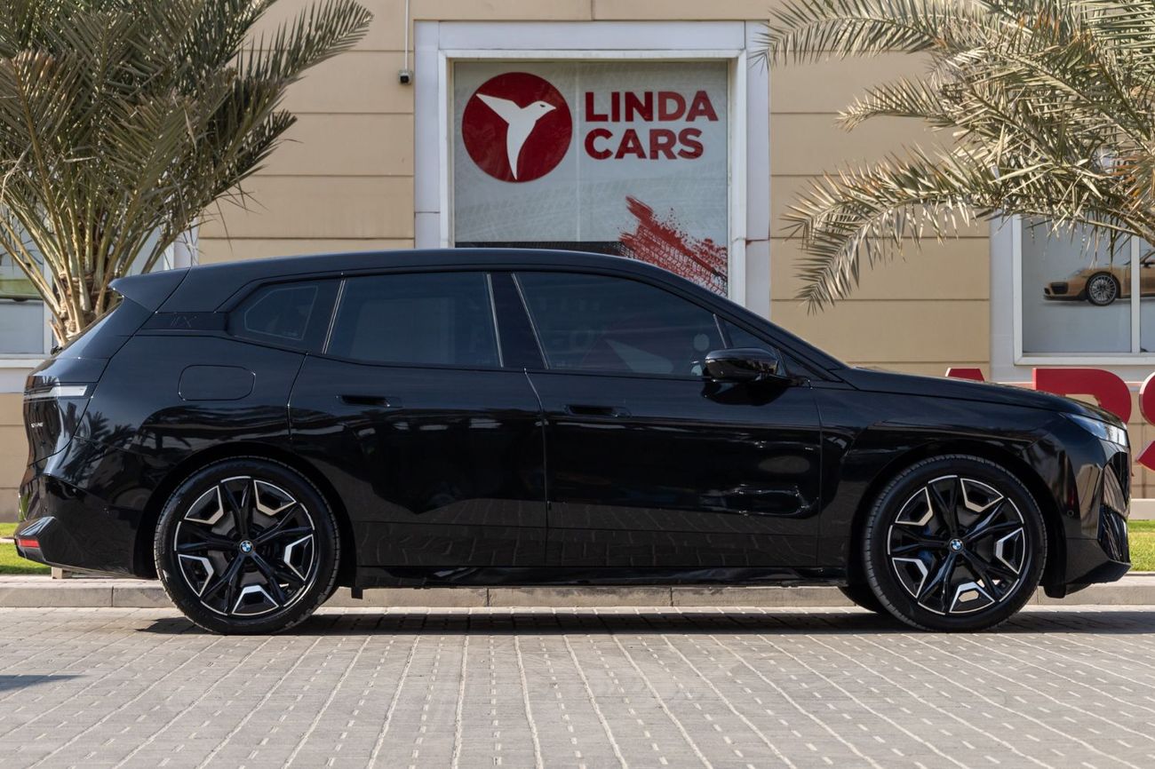 بي أم دبليو iX xDrive40