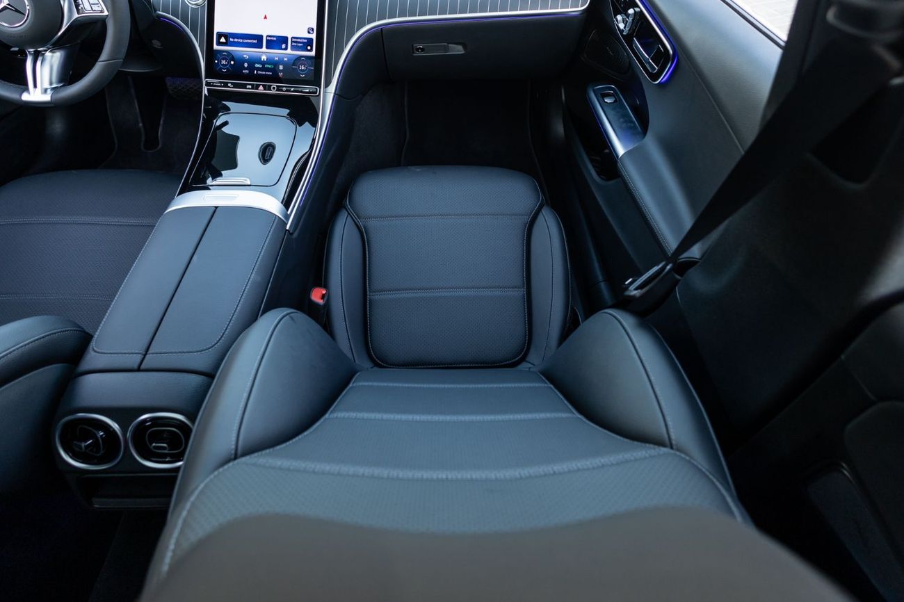 Mercedes-Benz C 200 Premium 2.0L