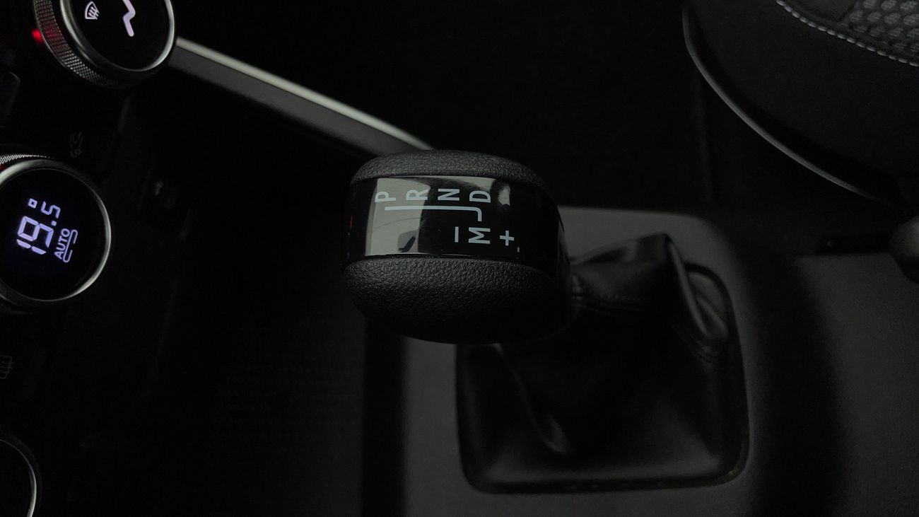 Renault Duster LE 1.6 | Zero Down Payment | Home Test Drive