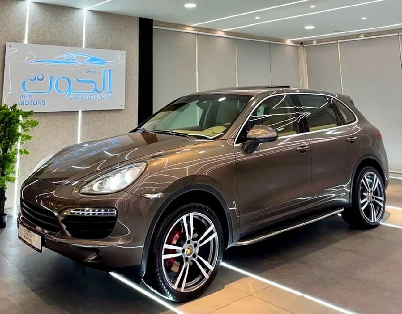 بورش كايان S Platinum Edition 3.6L S V8 || GCC || FULL OPTIONS || FREE ACCIDENTS || CONDITION