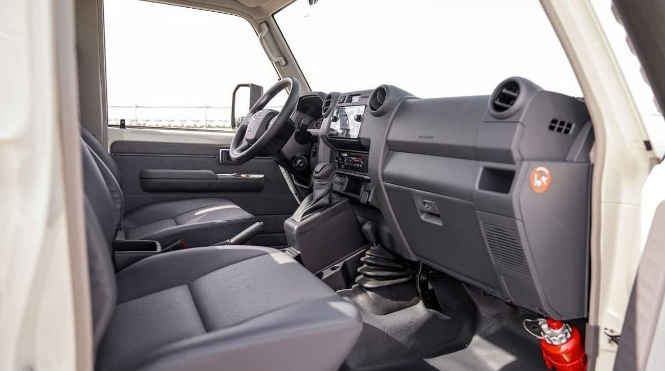 Toyota Land Cruiser Pick Up LC79 SC 2.8L DIESEL AT MY2024