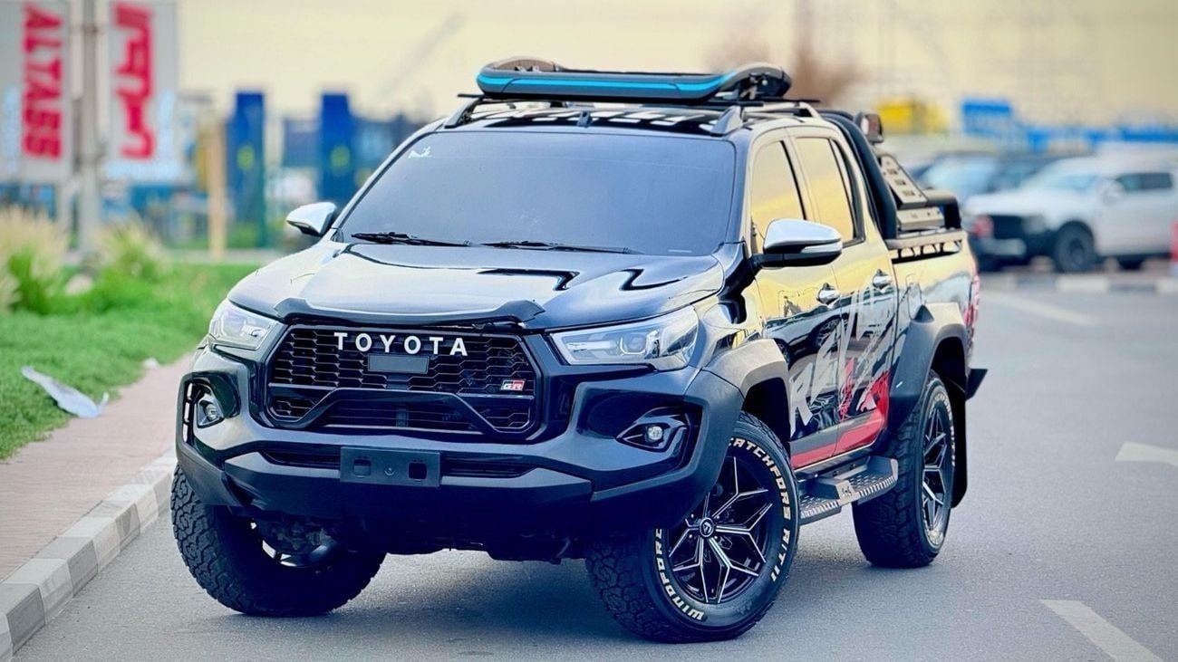 Toyota Hilux 2017 FACE-LIFTED 2025 GR SPORT OFF-ROAD V4 GCC IN EXCELLENT CONDITION