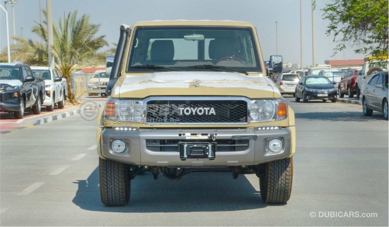 تويوتا لاند كروزر هارد توب Hard Top 4.0 V6 Full Option 5 seats, Winch, AW, Over Fender, RR Diff Lock - last unit