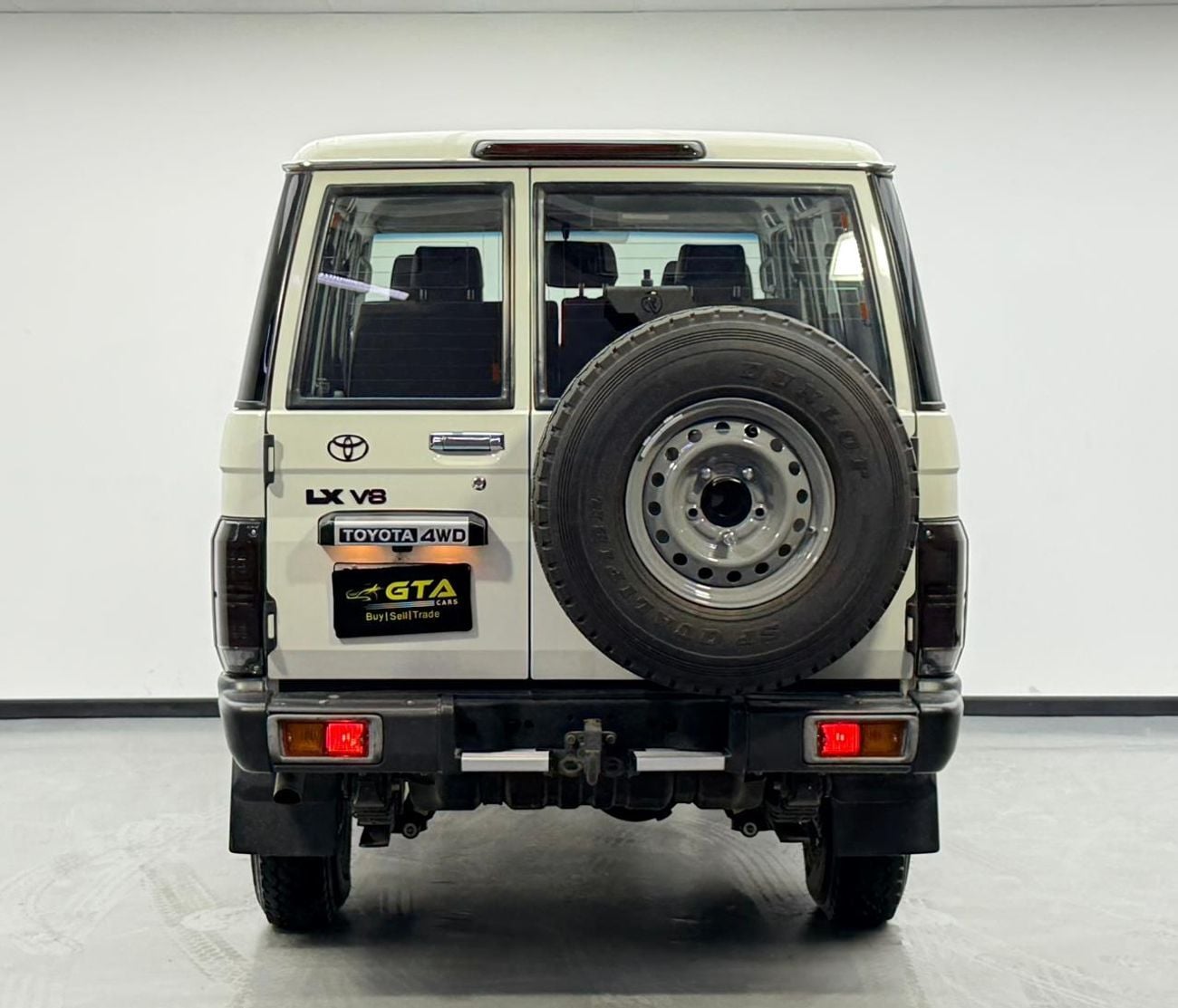 تويوتا لاند كروزر  2024 Toyota Land Cruiser, Warranty, Almost New, GCC