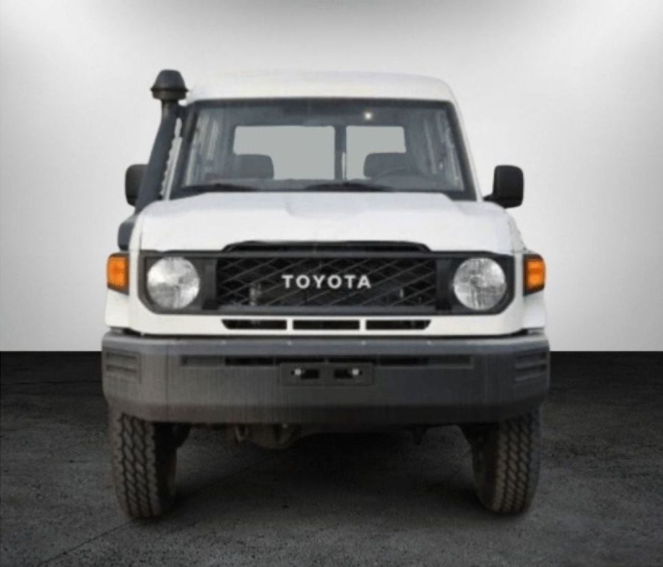 Toyota Land Cruiser 70 LC 78 HARDTOP 2.8L AT LC 78 2.8 Diesel || Automatic || 2026