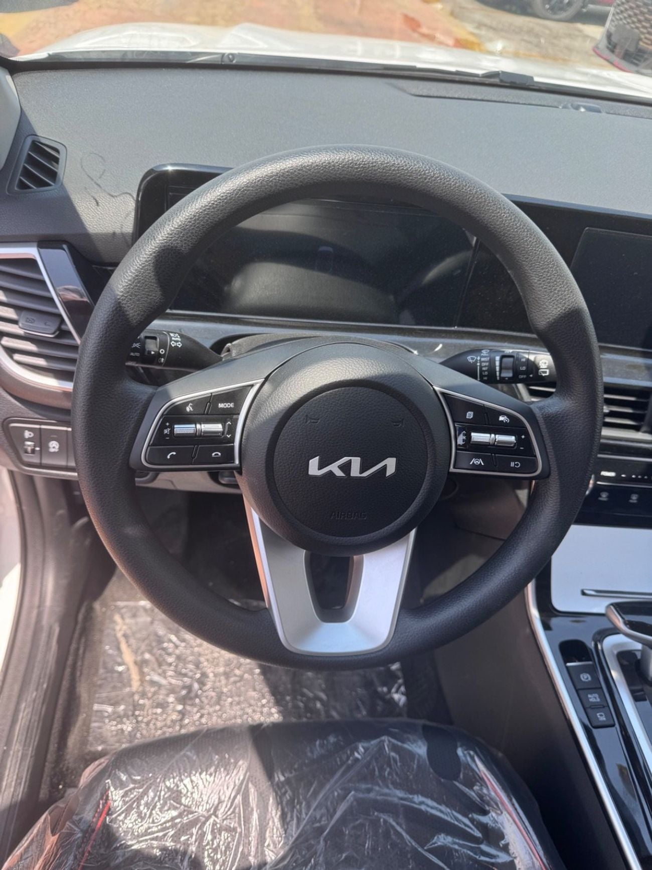 كيا سيلتوس LX STD Comfort Options