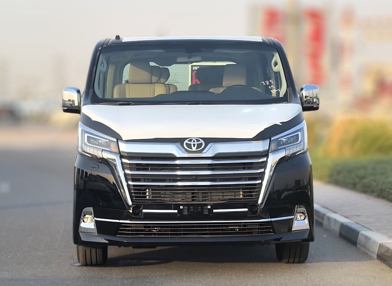 Toyota Granvia 3.5L Premium