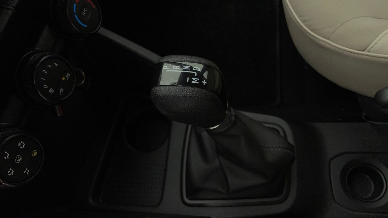 Renault Duster PE 1.6 | Zero Down Payment | Home Test Drive