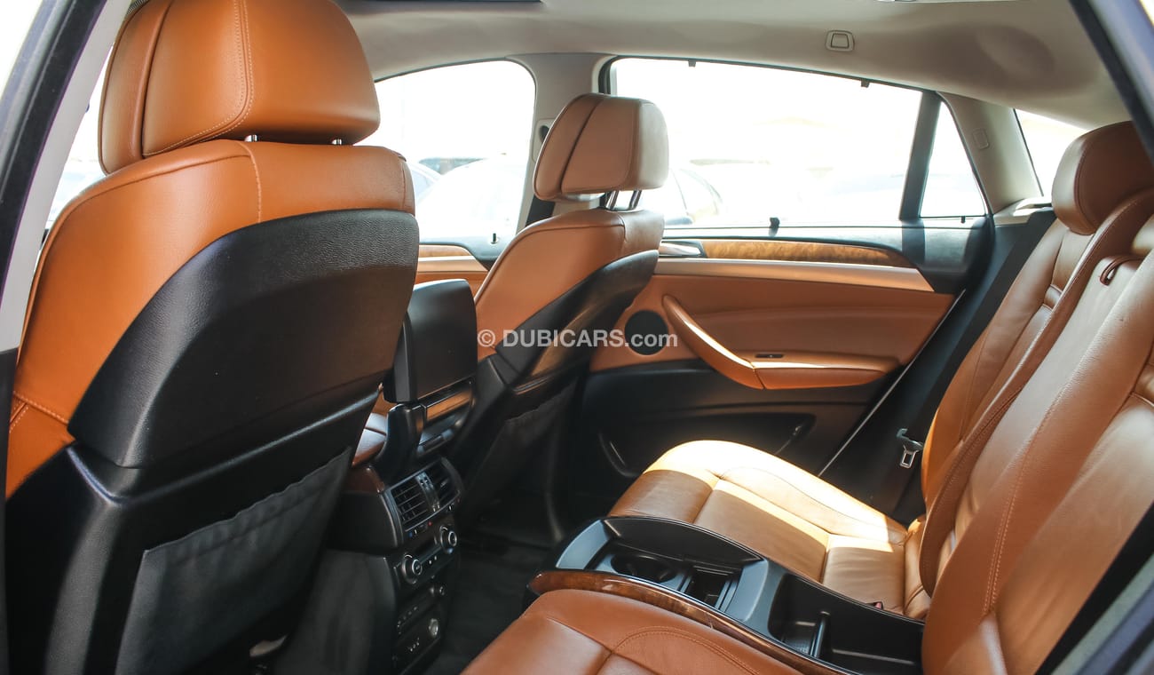 BMW X6 2009 Model Gulf specs 5.0 ltr Full options car very good condition