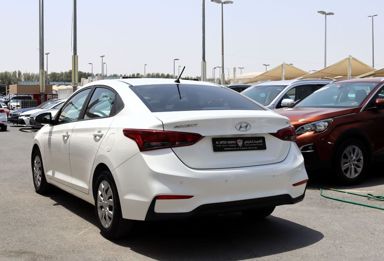 هيونداي أكسنت GL