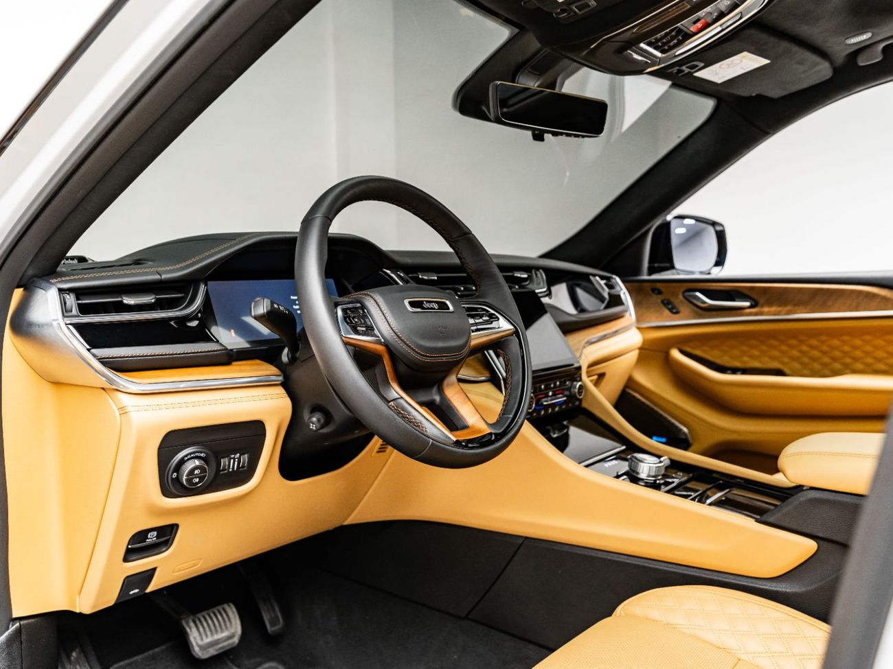 Jeep Grand Cherokee Summit Reserve 3.6L 2025 Jeep Grand Cherokee Summit, Jeep Warranty + Service Contract, Low KMs, GCC