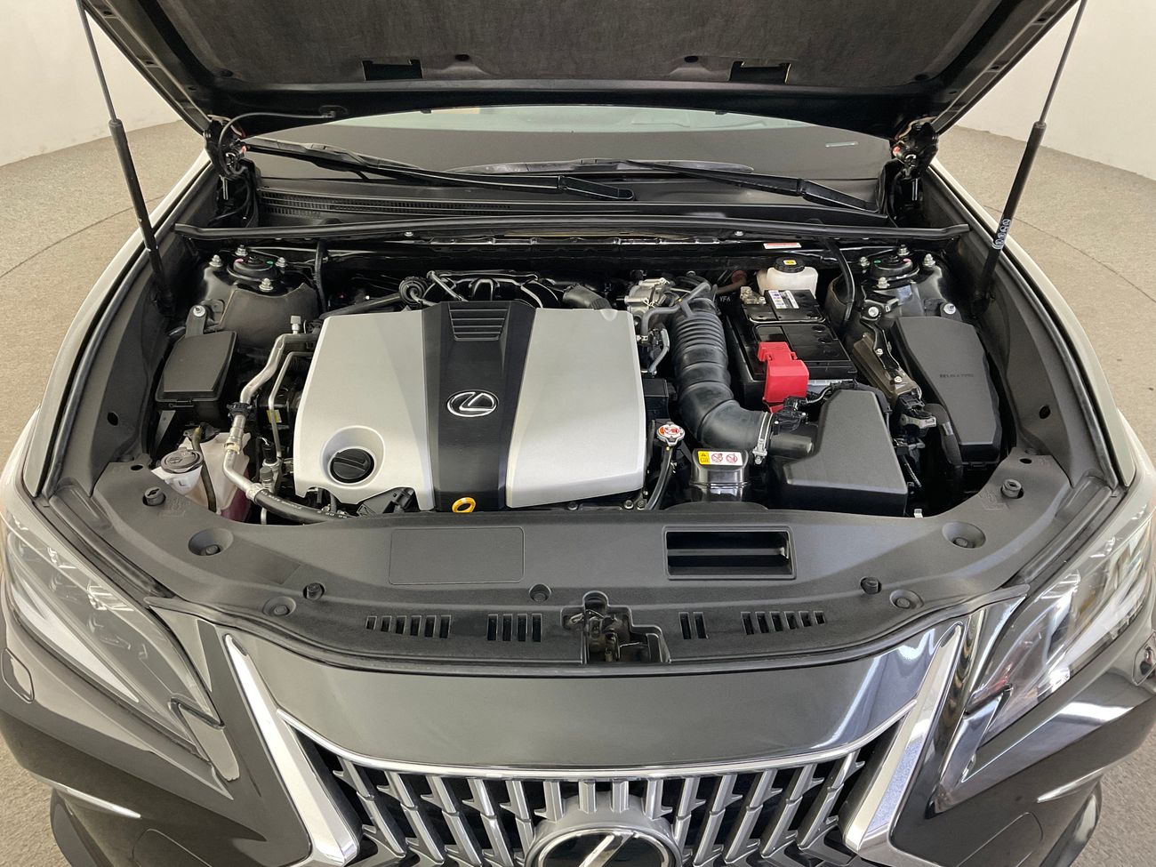 لكزس ES 350 Platinum | National Day Celebration | شامل الضمان | 0 ﺪﻔﻋﺓ ﺃﻮﻟﻯ