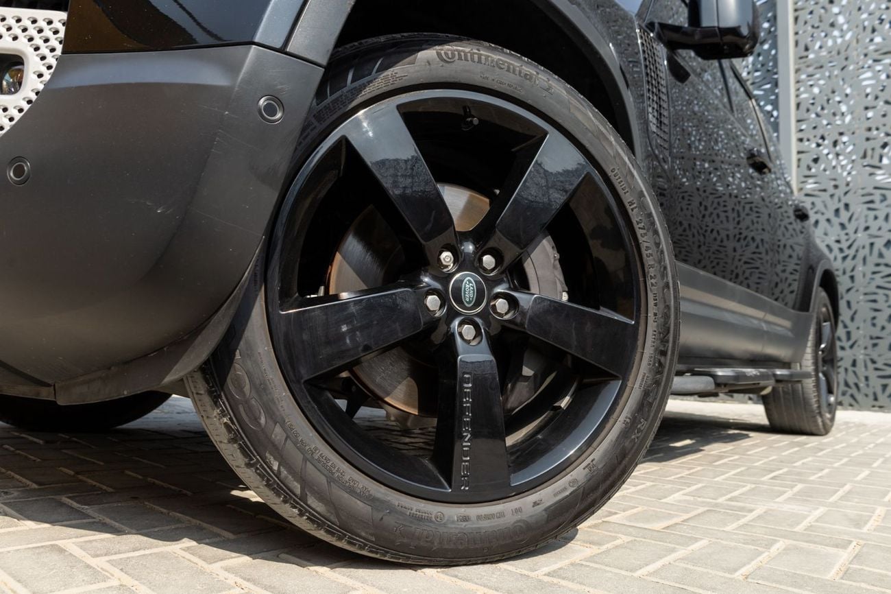 Land Rover Defender P400 90 HSE 3.0L (5 Seater)