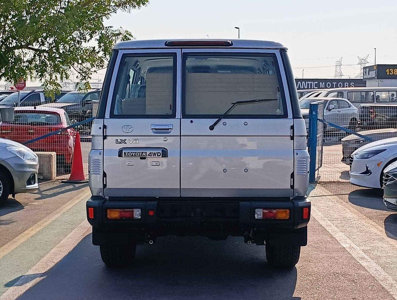 تويوتا لاند كروزر 70 LC76 / M/T / 4.5L V8 DIESEL / FULL OPTION / 4X4 (CODE # 67941)