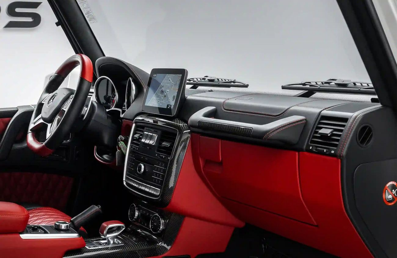 Mercedes Maybach G 650 6.0 L V-12 Biturbo Engine