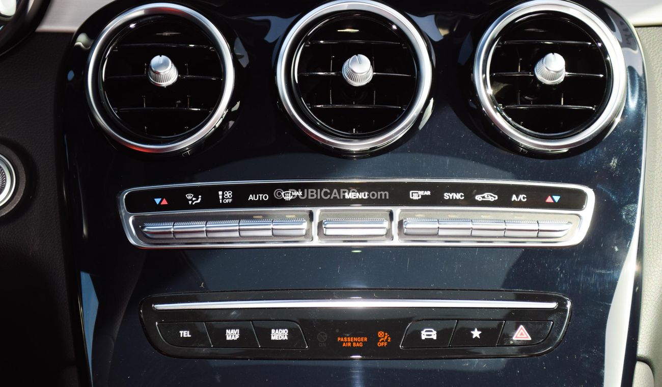 Mercedes-Benz GLC 200 4Matic | 2022 - BRAND NEW