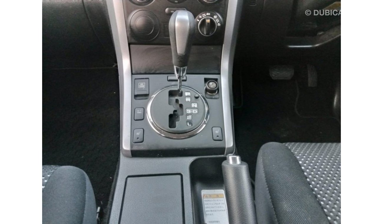 سوزوكي إيسكودو SUZUKI ESCUDO RIGHT HAND DRIVE (PM1086)