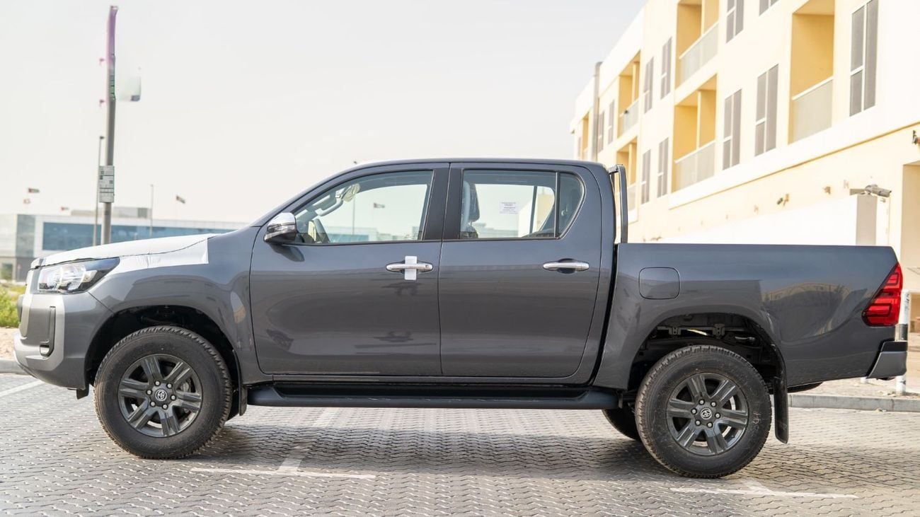 تويوتا هيلوكس SGLX S GLX 2.4L AWD A/T