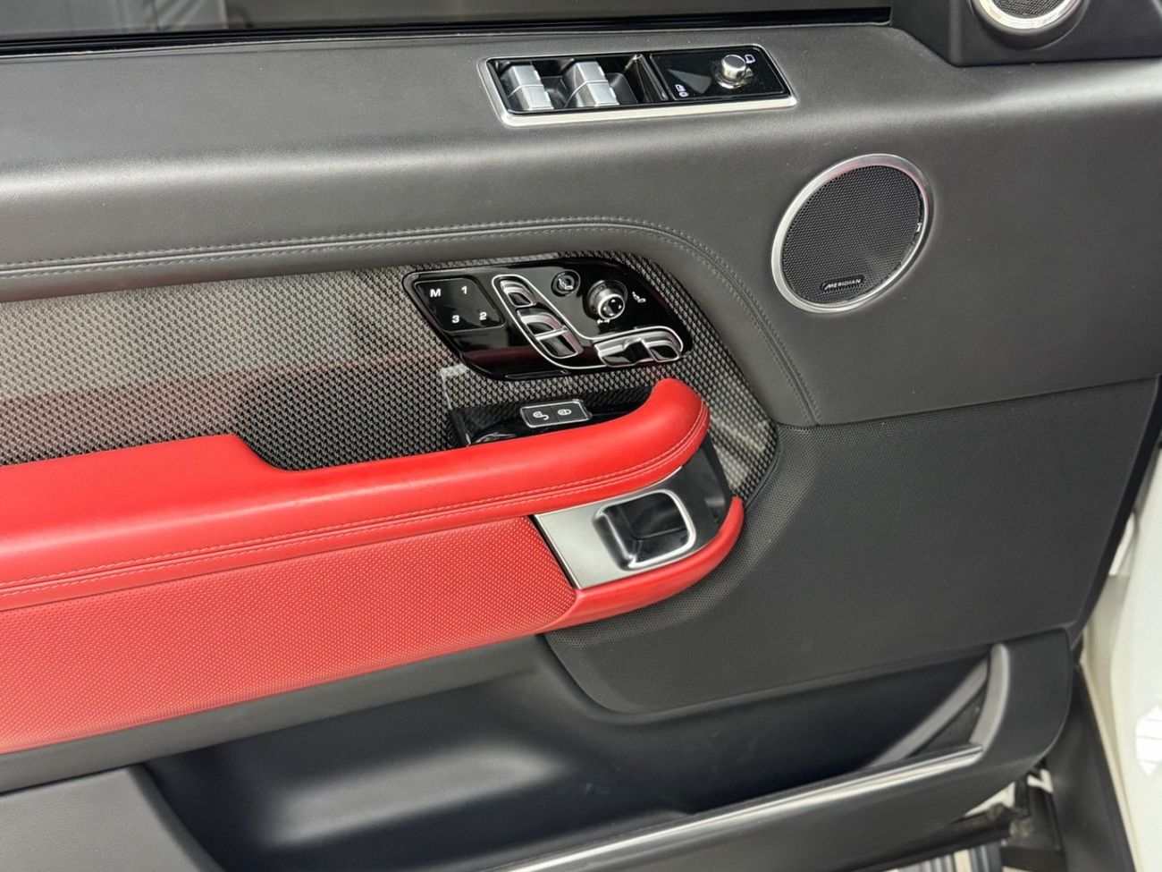 Land Rover Range Rover SVAutobiography Dynamic 5.0L