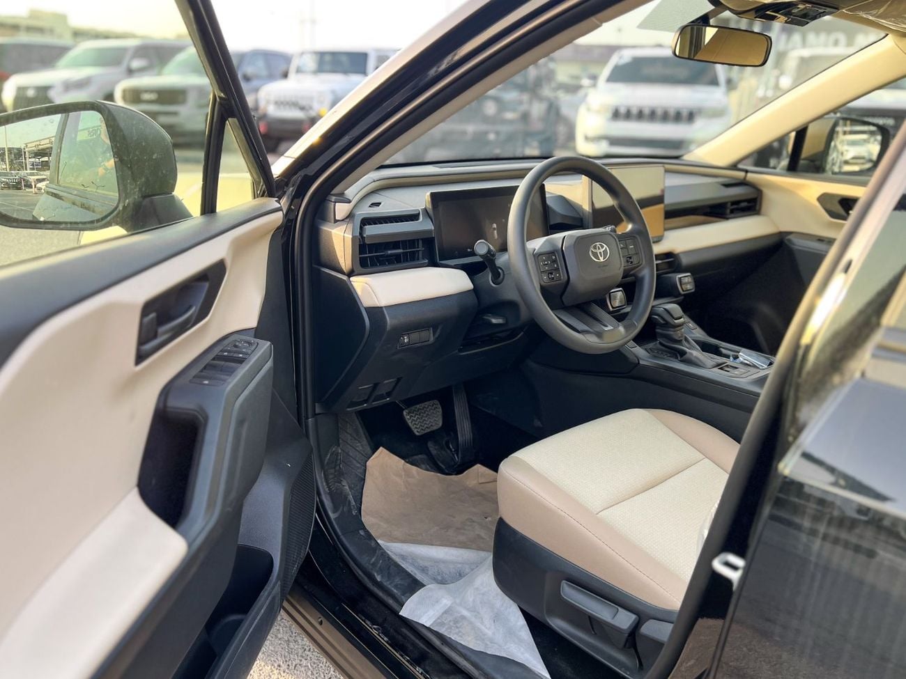 تويوتا راف ٤ EXPORT ONLY - TOYOTA RAV4 2.0L LE
