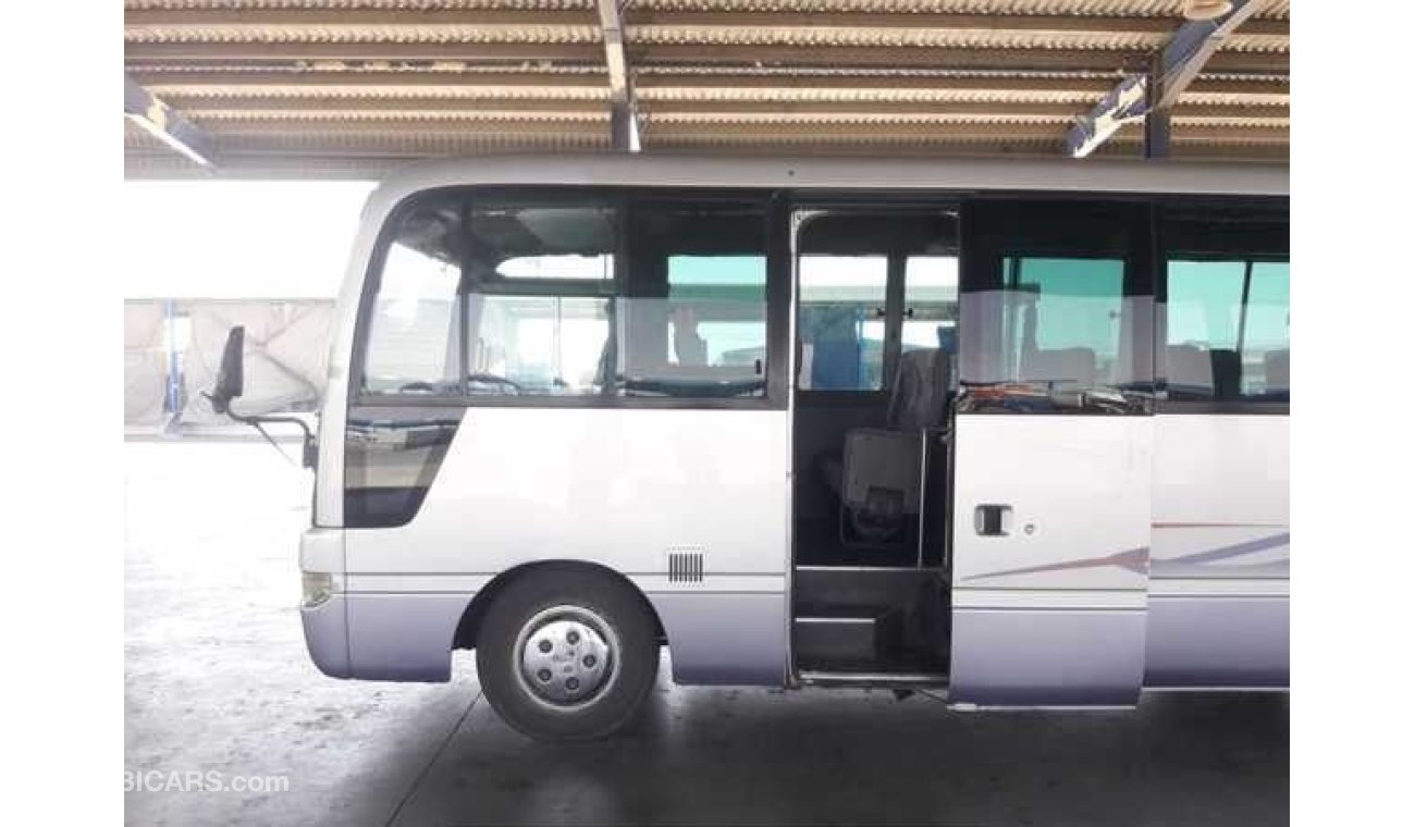 نيسان سيفيليان NISSAN CIVILIAN BUS RIGHT HAND DRIVE (PM1135)