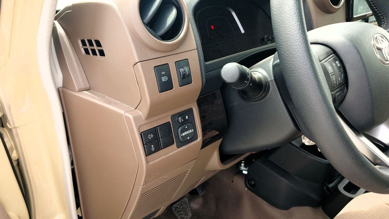 تويوتا لاند كروزر بيك آب LC79 Single Cab 2.8L Diesel MT 2026YM