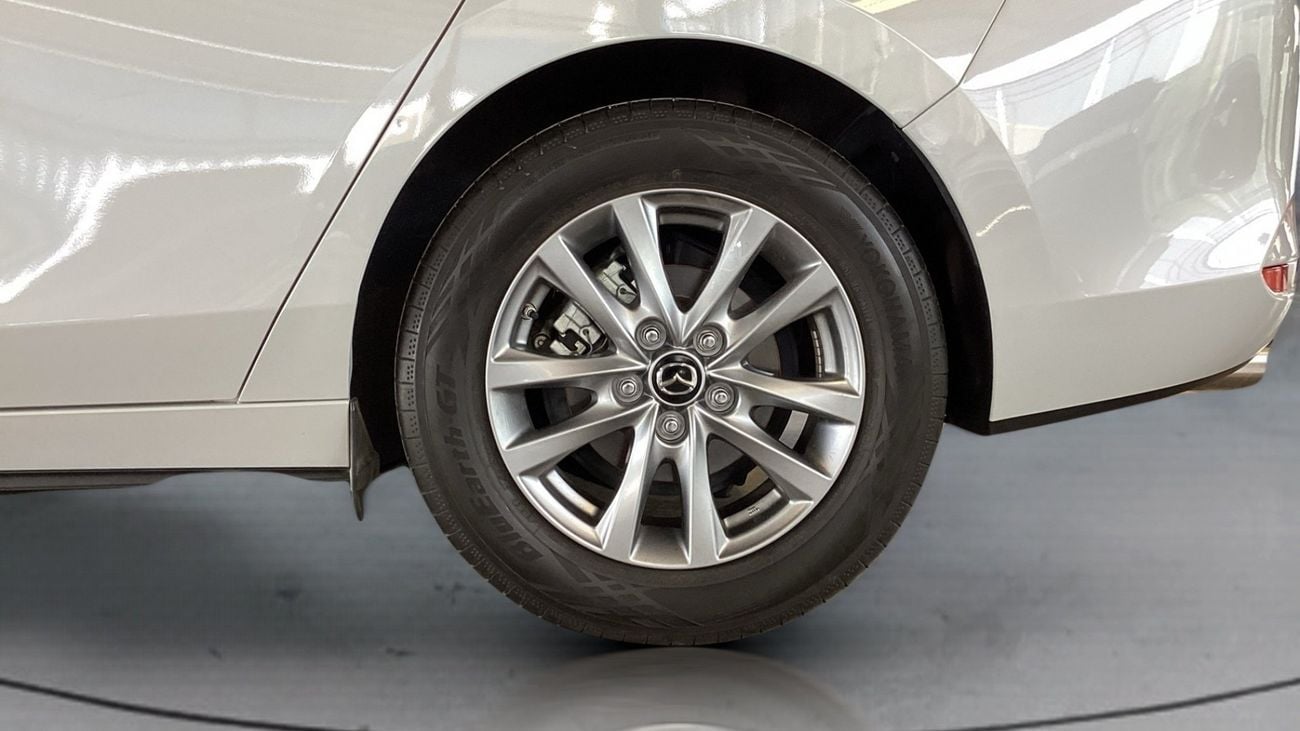 Mazda 2 2.0 EVOLVE AUTO | Guaranteed Warranty | 0 Down Payment