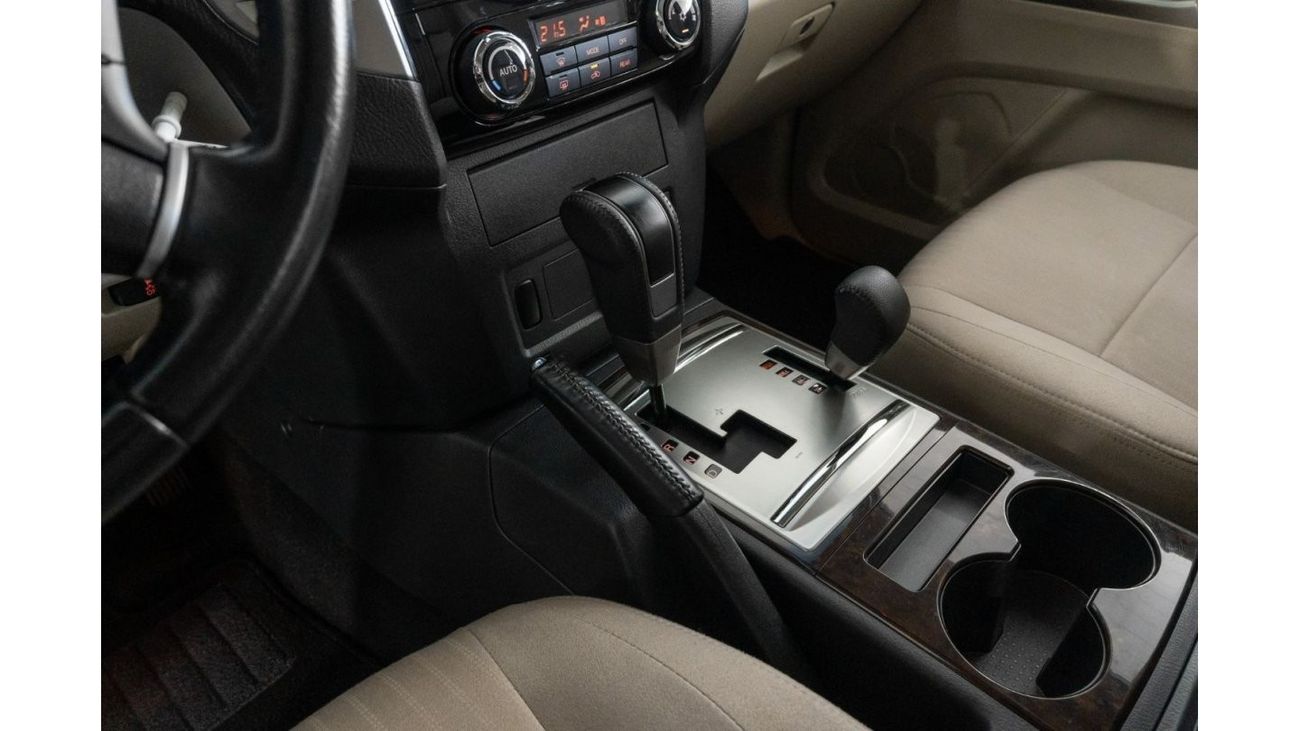 Mitsubishi Pajero 2022 Mitsubishi Pajero 3.0L GLS / 7 Seats / Full-Service History