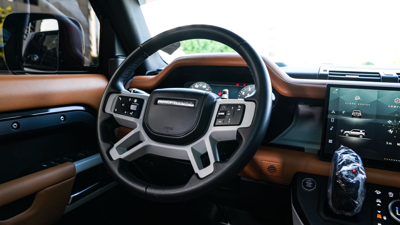 Land Rover Defender 110