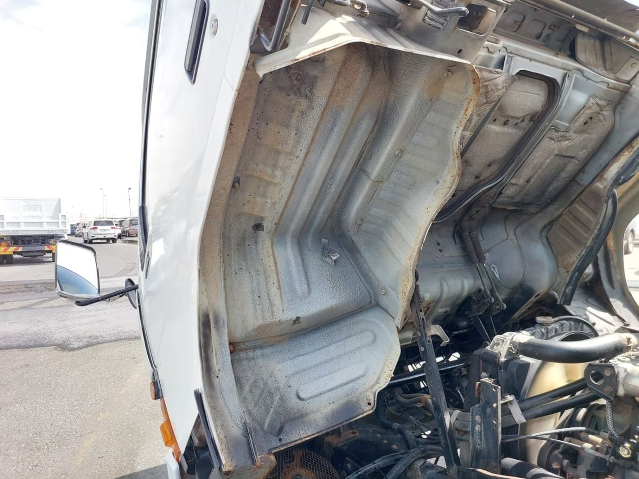 Mitsubishi Fuso Canter (RAMADAN OFFER) MITSUBISHI CANTER TRUCK RHD 1990 MODEL 3.9 L DIESEL MANUAL(PM40199)