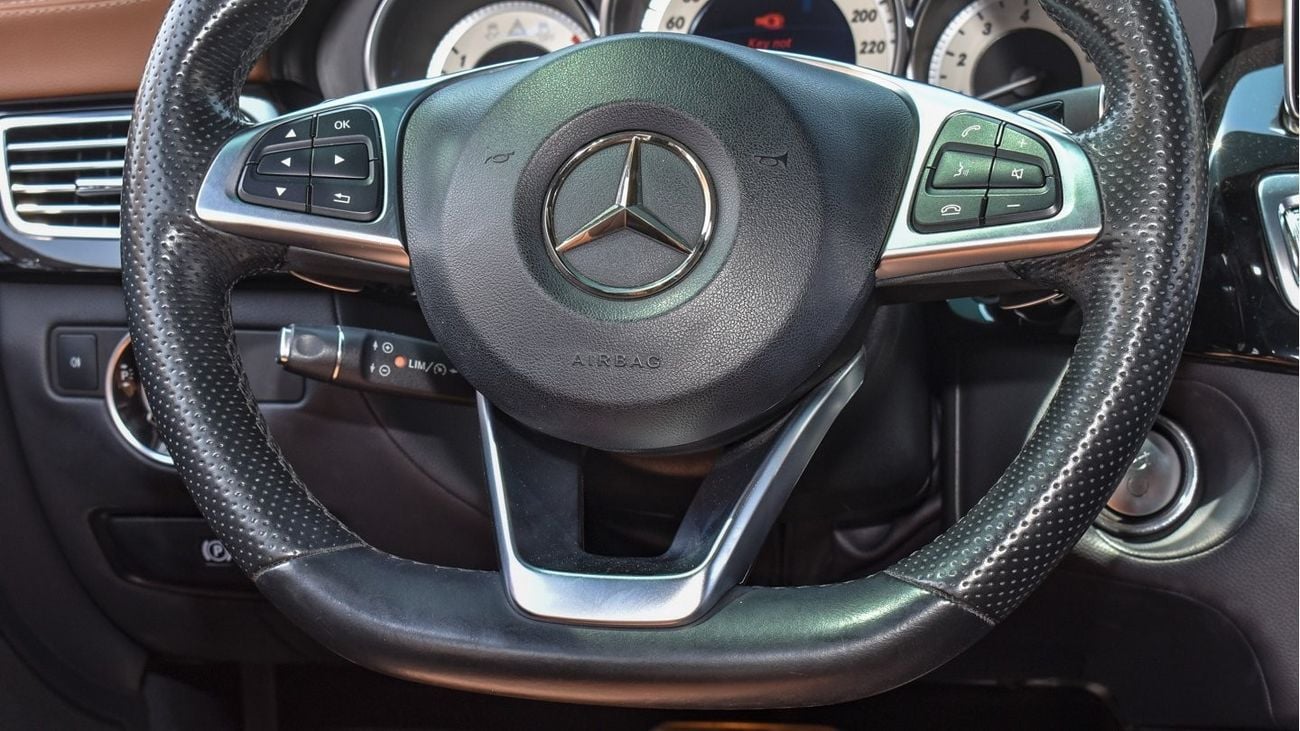 مرسيدس بنز CLS 500