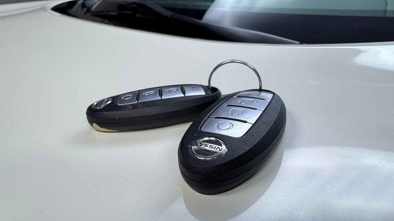 Nissan Rogue SV Mid Option