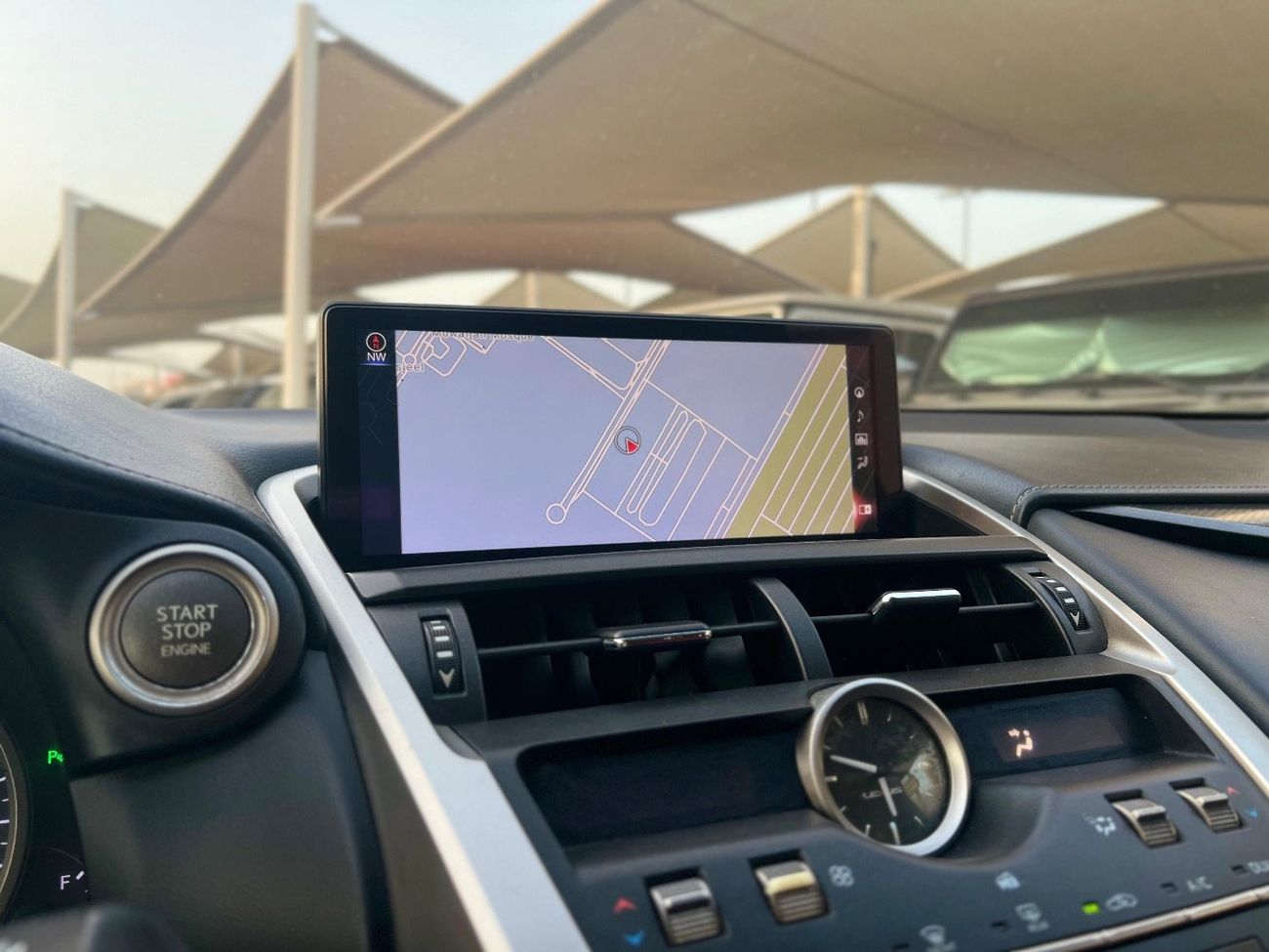 لكزس NX 300 Premier 2.0L